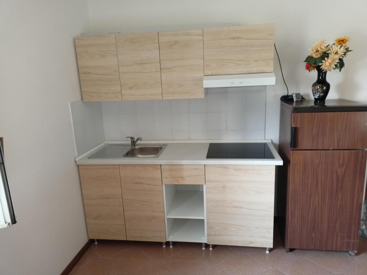 Da Angela - Camere Con Bagno Privato A Foligno Vicino Al Centro Exteriör bild